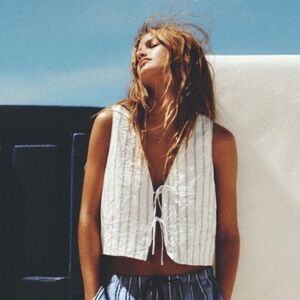 SET - Zara White and Blue wrinkle effect Textured Vest AND pants